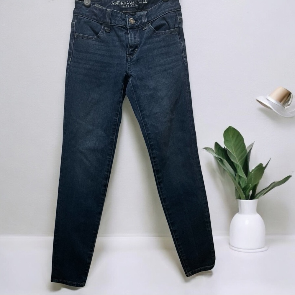 American Eagle Outfitters Dark Blue Skinny Jeans “super super stretch”